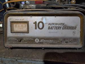 lot 6550 image: Schumacher 10 Automatic Battery Charger