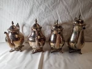 lot 9147 image: Lot Of Oneida Tea Pots (4)