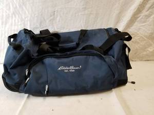lot 9159 image: Eddie Bauer Navy Blue Traveling Bag With Wheels
