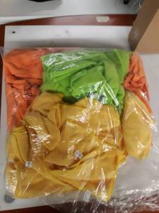 lot 34074 image: FIESTA COLORED WASHCLOTHS LOT