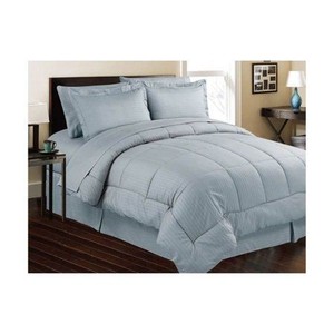 lot 34124 image: MANHATTEN LIGHTS COMFORTER 8 pc SET