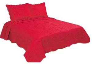 lot 34156 image: ALL FOR YOU QUILT SET - BURGANDY RED
