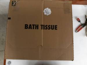 lot 34210 image: TOILET TISSUE CASE LOT