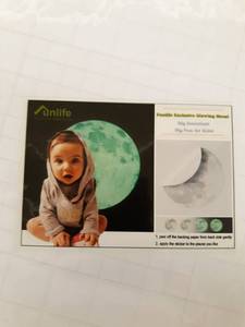 lot 340044 image: LUMINESCENT MOON STICKER