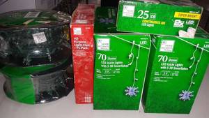 lot 34980 image: Lot of Home Accents Holiday LED Lights and 75 Pack of Light Clips