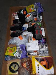 lot 35256 image: A Box of assorted Household Items