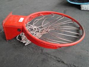 lot 10608 image: RIGIDBILT GOLD POINT BREAKAWAY BREAK AWAY BASKETBALL GOAL RIM WITH NET