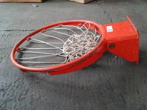 lot 10611 image: RIGIDBILT GOLD POINT BREAKAWAY BREAK AWAY BASKETBALL GOAL RIM WITH NET