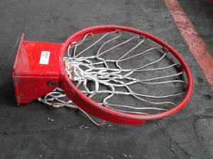 lot 10617 image: RIGIDBILT GOLD POINT BREAKAWAY BREAK AWAY BASKETBALL GOAL RIM WITH NET