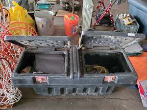 lot 10631 image: Heavy Duty Work Box