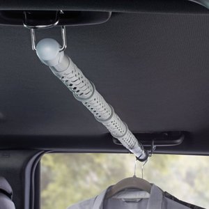 lot 15880 image: High Road Car Clothes Bar