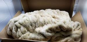 lot 15915 image: Chanasya Shaggy Longfur Faux Fur Throw Blanket