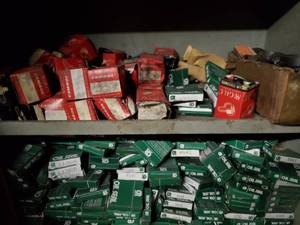 lot 20374 image: Chicago Rawhide Oil Seal Lot