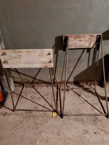 lot 20418 image: Pair of Lumber Support Boards