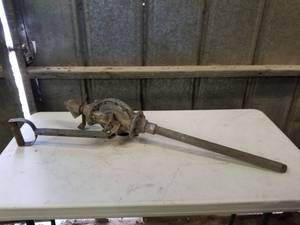 lot 2245 image: Pipe Bender