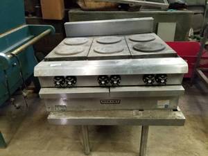 lot 2216 image: Hobart Model H6B49 Cook Top  Broiler