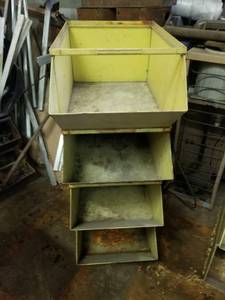 lot 2253 image: Metal Bins