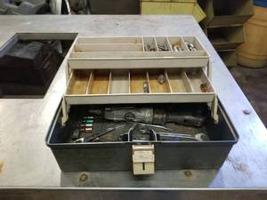lot 2266 image: Plastic Tackle Box w Tools �