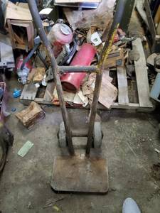 lot 2374 image: Antique Heavy Duty Dolly
