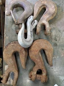 lot 2379 image: Lot of Forged Steel Hooks