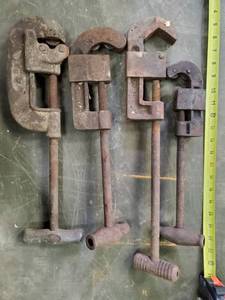 lot 2382 image: Rigid Pipe Cutters