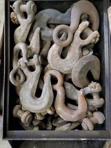 lot 2392 image: Pick (4) Chain Hooks First Come First Served