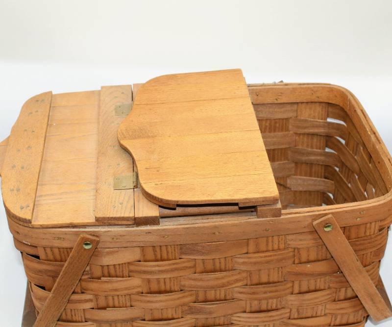 Vintage Basketville Putney Vermont Large Double Handle Wood Picnic