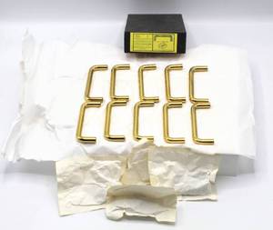 lot 3496 image: (10) Colonnial Solid Brass Drawer Pulls