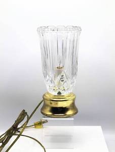 lot 3524 image: Crystal Table Lamp - works