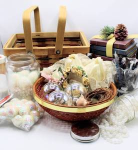 lot 3534 image: Large Lot of Crafting Supplies