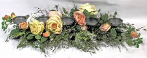 lot 3663 image: Beautiful Floral Centerpiece with 5 Candle Holders