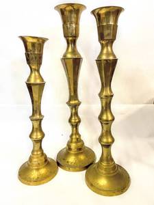 lot 3581 image: Metal Brass Candlestick Holders 24.5, 22.5 and 20.5 Tall