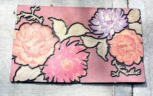 lot 3841 image: Spring Flower Rubber Outdoor Mat 18 x 30