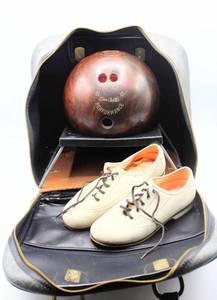 lot 3825 image: Ebonite Don Carter 75-82 Bowling Ball, Nice Quality Bowling Bag and Leather Bowling Shoes