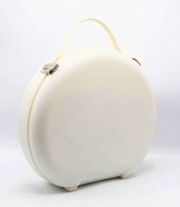 lot 3826 image: GE Portable Hair Dryer in Hard Case - Excellent Condition with Manual