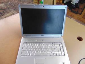 lot 2304 image: Dell Inspiron 1520 - Did not power up