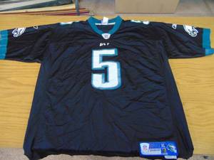 lot 2332 image: McNabb Eagles Jersey size XL