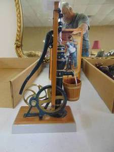 lot 2381 image: ERTL 17 Scale Water Pump