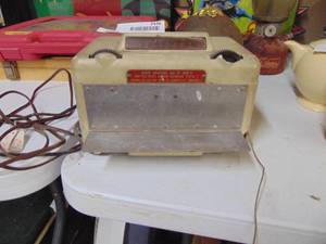 lot 2426 image: Vintage Coin Operated Radio with Speaker
