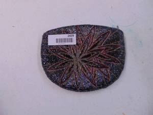 lot 2429 image: Beaded Handbag - 6 long or so