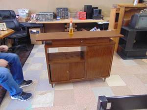 lot 2455 image: Vintage TV Stand