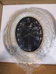 lot 5554 image: Fancy Elegant Ethnic Luxury Wall Clock W14H17 Inch Battery Powered Non Ticking Peacock Feathers Diamond Illuminated Unique Sculpture White European Oval Resin Decorative Living Room Office ZJART
