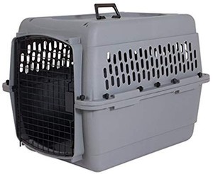 lot 35490 image: Aspen Pet Traditional Kennel