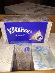 lot 37513 image: Ultra Soft Facial Tissues 8 Flat Boxes 120 Per Box 960 Total Na