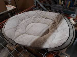 lot 38004 image: Sterling Premium Cooling Gel Memory Foam Pet Bed, Plush With Woven Linen, Beige