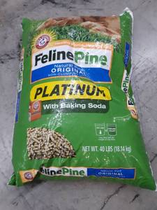 lot 38046 image: Feline Pine Cat Litter Platinum 40 Lb