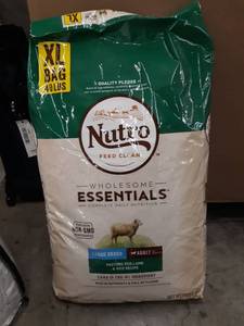 lot 30291 image: Nutro Large Breed Food 40lbs