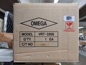 lot 36240 image: Omega Slow Vertical Masticating Juicer - Silver (VRT330S) by Omega Juicers