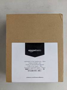 lot 36392 image: Multiport Adapter 5 in 1 With Amazon Basics Lightweight Black On Ear Headphones