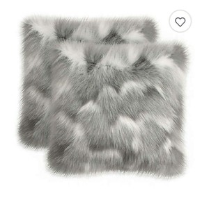 lot 35934 image: Oliver Brown vera Faux Fur 2 pack